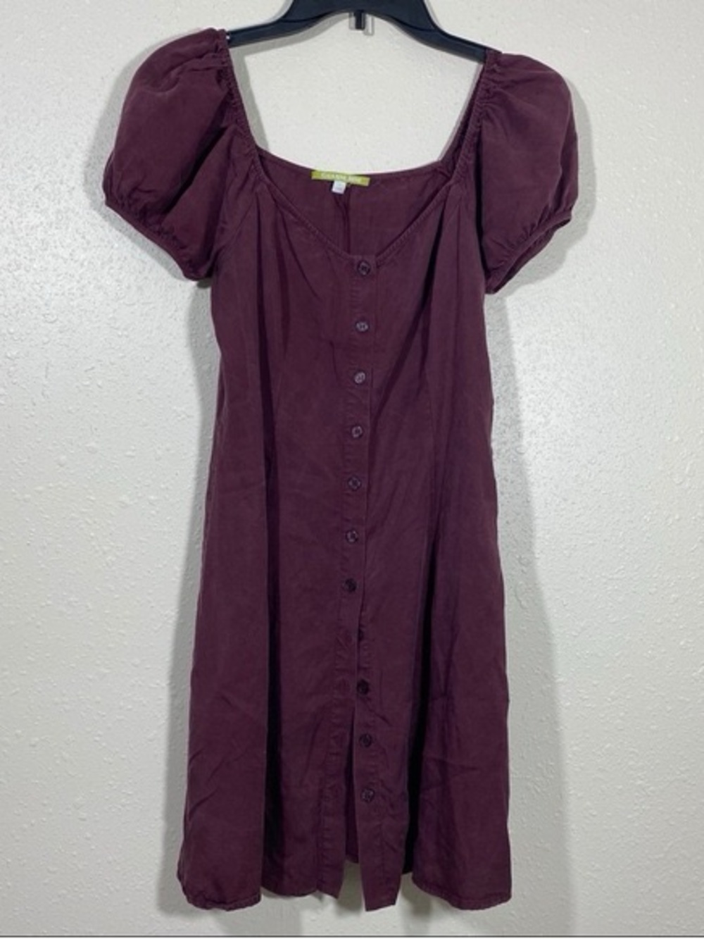 Title: Gianni Bini Burgundy Button-Front Puff-Sleeve Mini Dress - Size 0